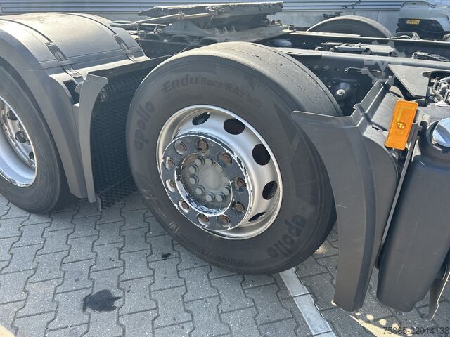スタンダード-SZM Mercedes-Benz Actros 2542 Bigspace 6x2 / 429 dkm / Navi / NL ...