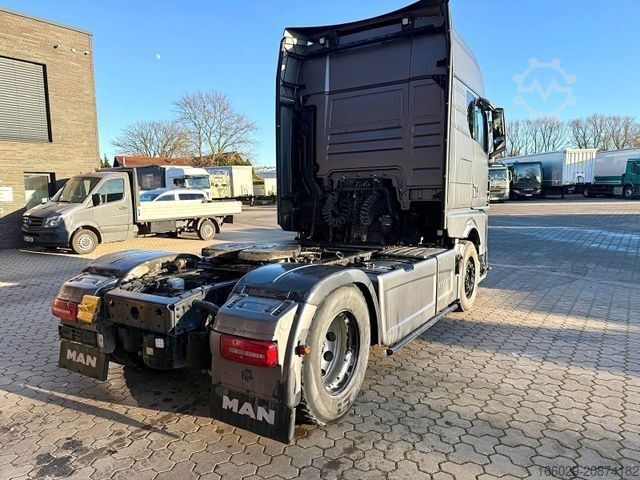 Standard SZM MAN TGX 18.510 Top Ausstattung Schubboden Hydraulik