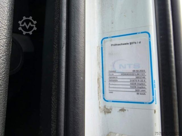 Ladbil med udskifteligt lad MERCEDES-BENZ 2545 BDF, Multiwechsler,neue Injektoren+ Ölpumpe