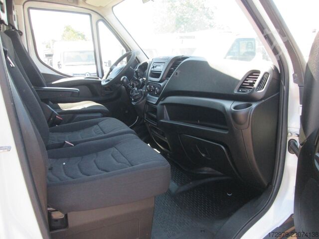 Bestelwagenchassis IVECO 35 C13*Fahrgestell*