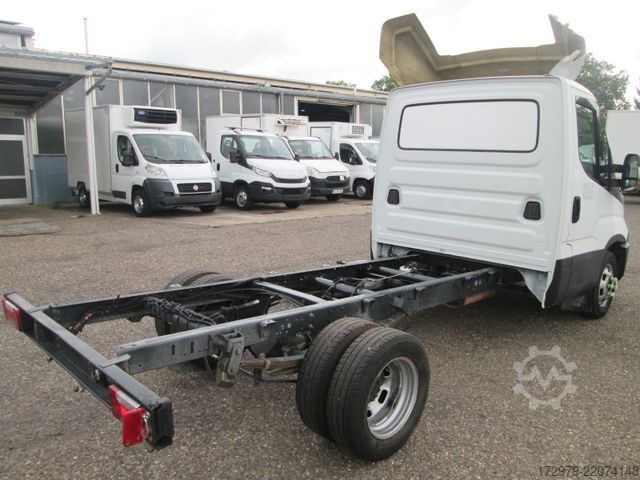 Van chassis IVECO 35 C14*Fahrgestell*