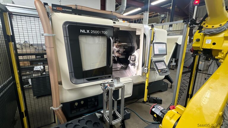 CNC dreje- og fræsecenter DMG MORI NLX2500SY/700 mit Fanuc Industrieroboter