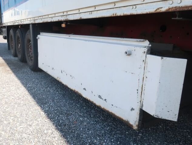 Furgonska polprikolica Schmitz SKO 24 Trockenfracht Liftachse LBW(defekt)