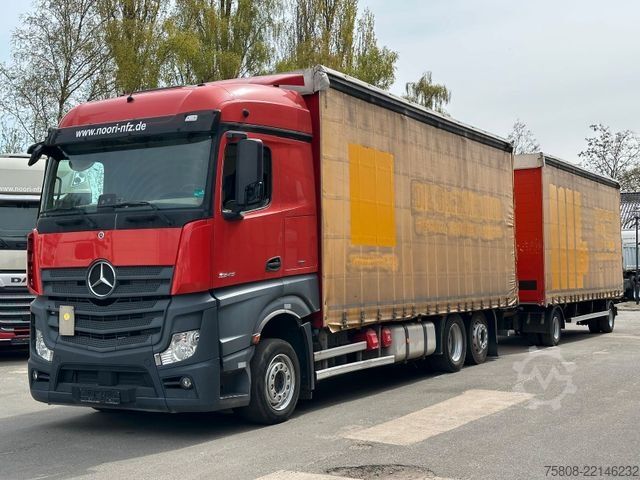 Camión plataforma con toldo MERCEDES-BENZ Actros 2545 Pritche 7,29m Hubdach Stapler
