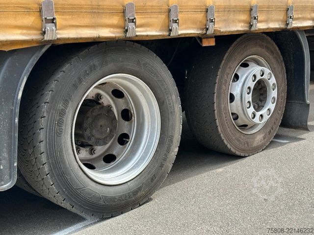 Camión plataforma con toldo MERCEDES-BENZ Actros 2545 Pritche 7,29m Hubdach Stapler