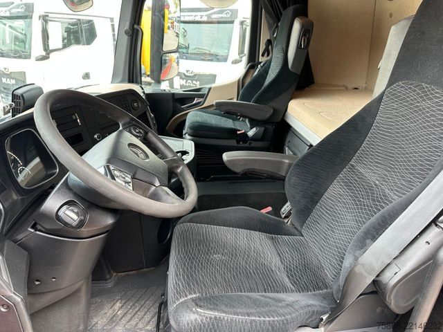 Camión plataforma con toldo MERCEDES-BENZ Actros 2545 Pritche 7,29m Hubdach Stapler