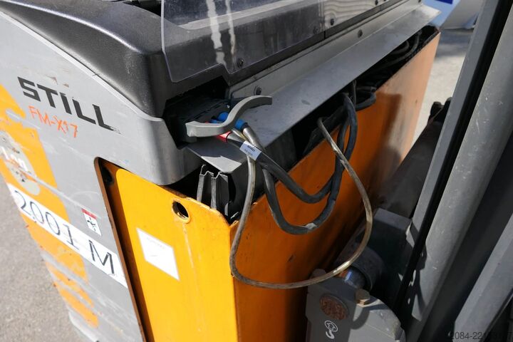 Stivuitor cu catarg retractabil Still FM-X 17