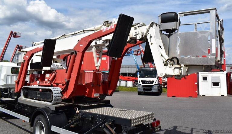 Platvormi treiler Mitsubishi Fuso Canter 7C15