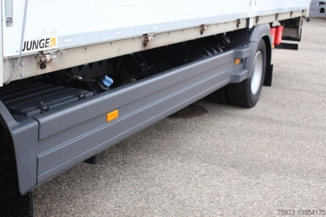 Бортовой грузовик с тентом Mercedes-Benz Atego 1224 L