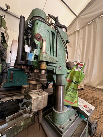 Industrielle Orbit-Nietmaschine CHIRON Werke GmbH Tuttlingen (Made in West Germany)
