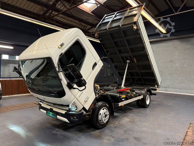Kolme poole kallurkaubik MITSUBISHI Fuso Canter 7C18 3 Seiten Kipper Klima LED AHK
