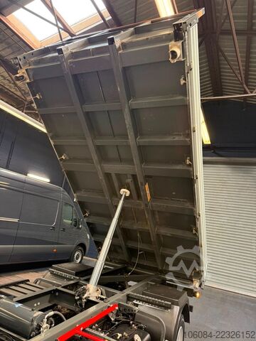 Platvorm-kallur FUSO Canter 7C18 3 Seiten Kipper Klima LED SPUR AHK
