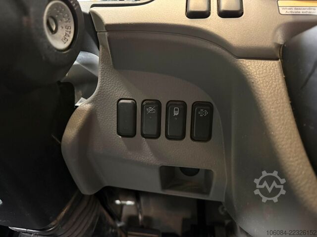 Platvorm-kallur FUSO Canter 7C18 3 Seiten Kipper Klima LED SPUR AHK