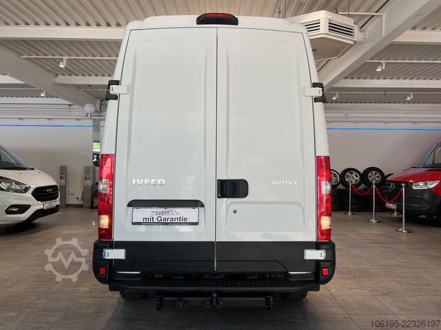 厢式货车 IVECO Daily 29L11 Kastenwagen*Hochdach*AHK*