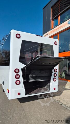 Kleinbus MERCEDES-BENZ 30 Sitzer Schul- Transferbus 519 Vorlauffahrzeug