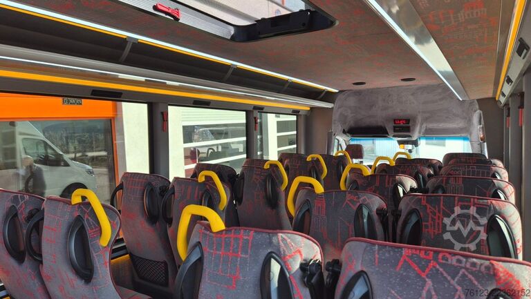 Kleinbus MERCEDES-BENZ 30 Sitzer Schul- Transferbus 519 Vorlauffahrzeug