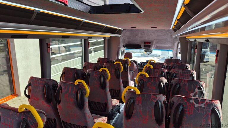 Kleinbus MERCEDES-BENZ 30 Sitzer Schul- Transferbus 519 Vorlauffahrzeug