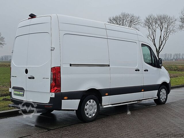 Kombi s vysokou strechou MERCEDES-BENZ SPRINTER 311 CDI 37 L2H2