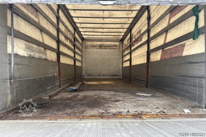 Flatbed truck with tarp Renault T460 Pritsche-Plane Hebebühne / Swiss-Vehicle
