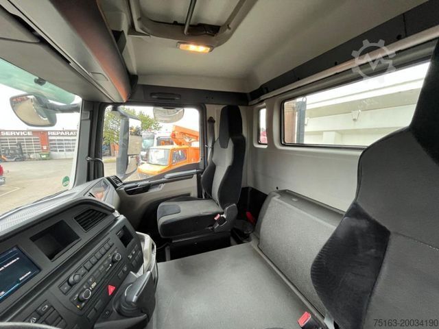 Þrístefnu veltibíll MAN TG-S 37.470 8x4 4-Achs Kipper Meiller Bordmatik