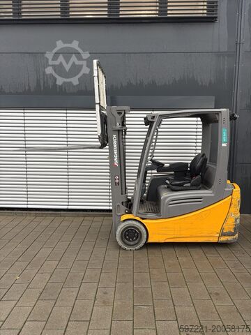 Eléctrico - 3 ruedas Jungheinrich EFG 220 464DZ