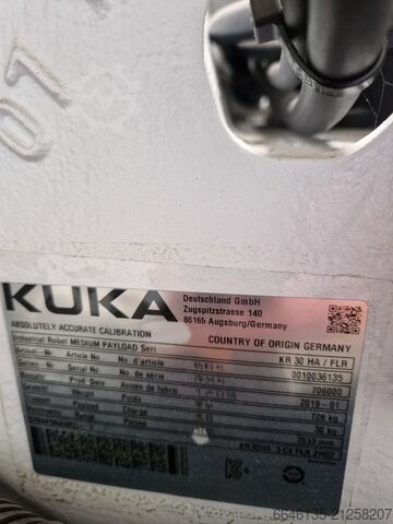 KUKA KR30 + DKP400 + podélné pojezdové zařízení Roboterschweißanlage KUKA KR30 + DKP400 + Längsfahrwerk
