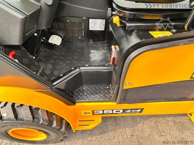 Ngarkues teleskopik JCBTLT35D / 4X4 / DIESEL / 4100MM / CABI TLT35D / 4X4 / DIESEL / 4100MM / CABIN