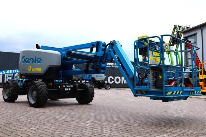 Plate-forme de travail télescopique articulée Genie Z45XC GUARANTEE, Diesel, 4x4 Drive, 16m Working He