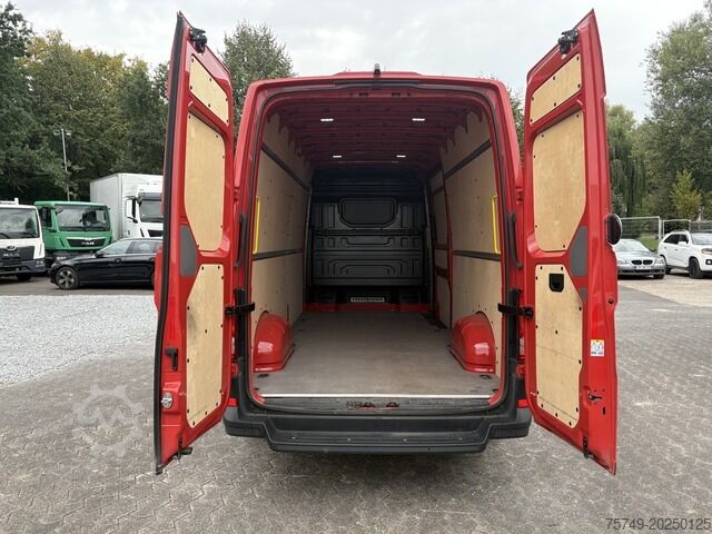 Varebil Volkswagen Crafter 35 Maxi L4H3 1Hand PDC