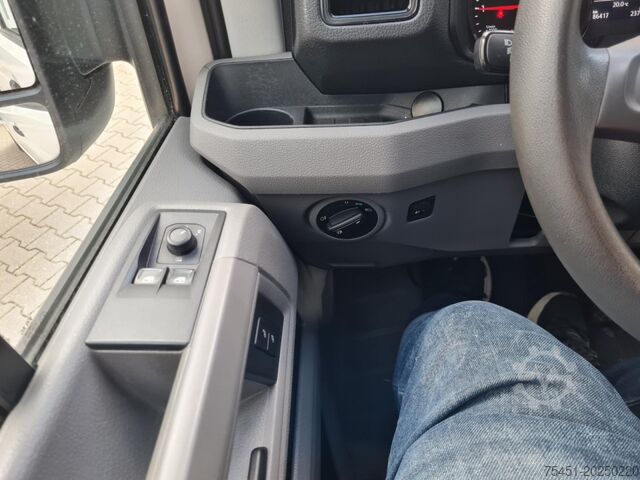 Furgoneta de caja alta VW Crafter 35 Kasten TDI MR L3H3 NAVI TOUCH KAMERA