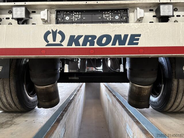 รถพ่วงแชสซีสลับเปลี่ยนได้ Krone Lafette Breitreifen 445 + langer Hub