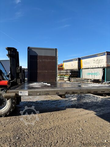 แพลตฟอร์มหัวต่อเปลี่ยนได้ Krone Jumbo Plattform 7,82 mit Lochleiste