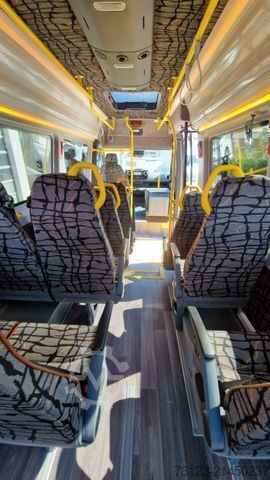 Miniautocarro MERCEDES-BENZ 517 / 515 Frontniederflur mit  Ada Systeme