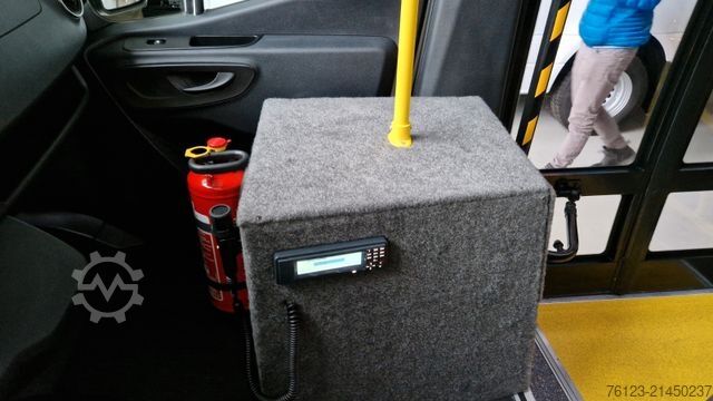 Miniautocarro MERCEDES-BENZ 517 / 515 Frontniederflur mit  Ada Systeme