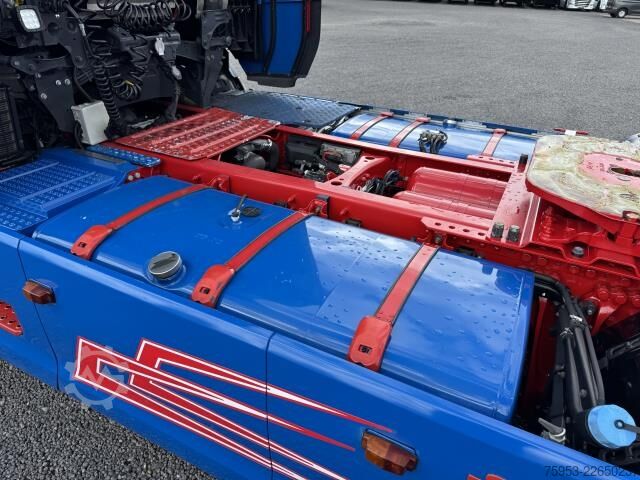 Standart çekici ünitesi Scania S 520 V8 4x2 Luft / Luft Leder LED Retrader