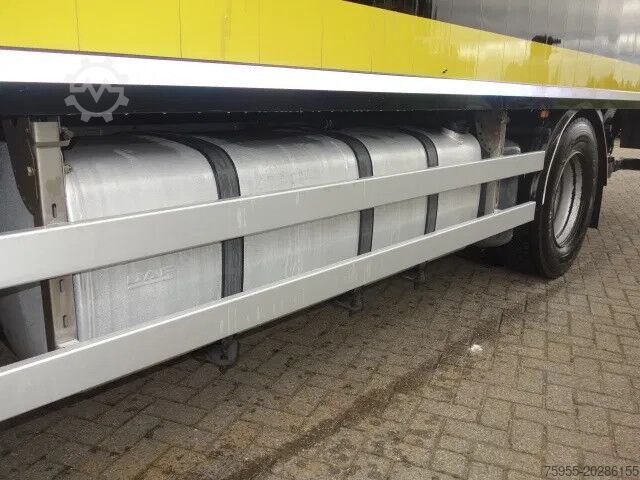 Koffer DAF CF 290 ALUGESLOTENBAK EN KLEP 2500 KG,GVW 20.50...