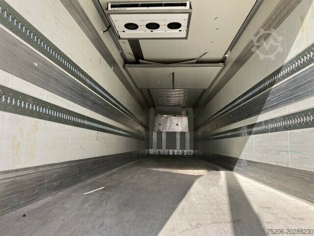 Autocamion cu destinație specială Krone Cool Liner Multitemp SDR 27 eL4-MT
