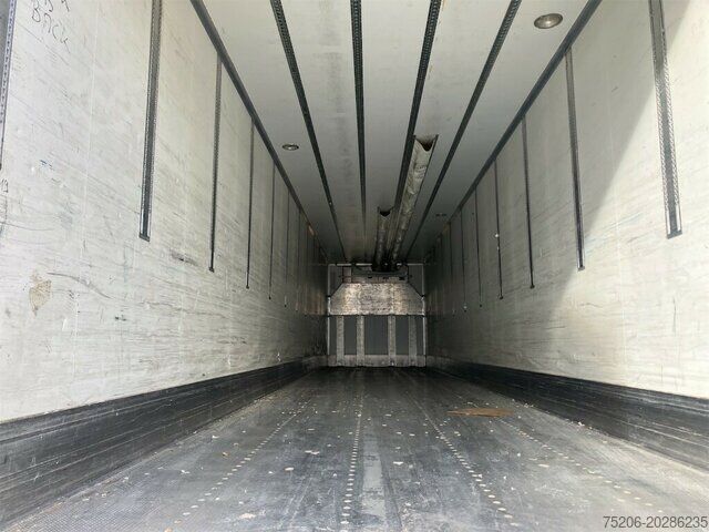 Autocamion cu destinație specială Krone Cool Liner SDR 27 eL4-DS