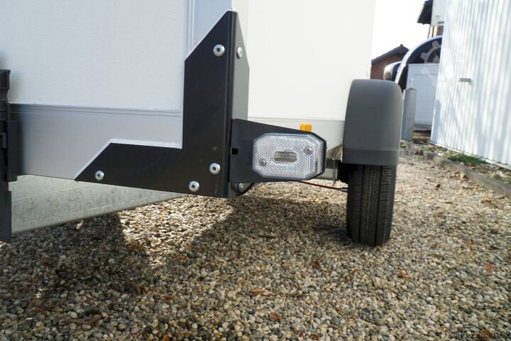 Rimorchio a cassetta Humbaur HK 133015-18P | RAMPE 304X151X180CM 1300KG KOFFERANHÄNGER