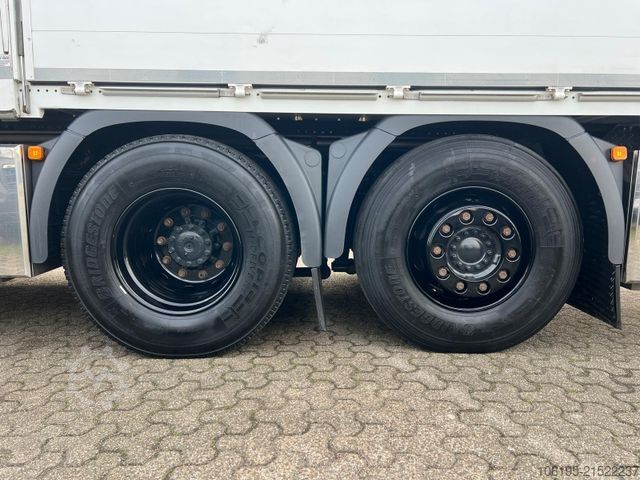 Kamion s ravnom platformom MAN TGS 26.470 FASSI F235A.2 e-Dynamic*5-Fach+Kran*