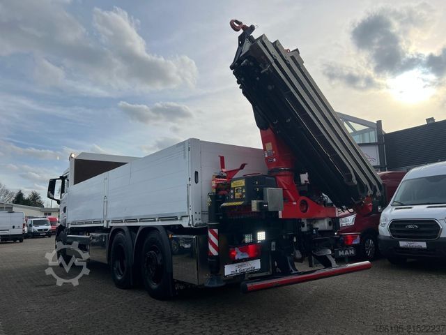 Kamion s ravnom platformom MAN TGS 26.470 FASSI F235A.2 e-Dynamic*5-Fach+Kran*