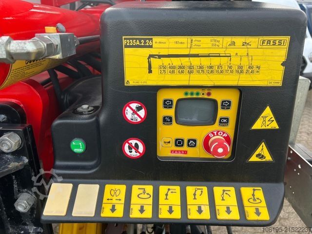 Kamion s ravnom platformom MAN TGS 26.470 FASSI F235A.2 e-Dynamic*5-Fach+Kran*