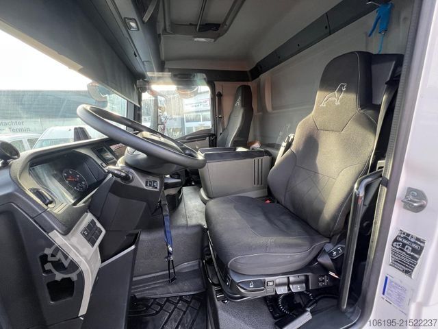 Kamion s ravnom platformom MAN TGS 26.470 FASSI F235A.2 e-Dynamic*5-Fach+Kran*