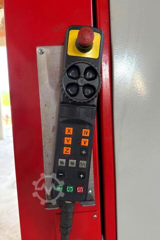 Trung tâm gia công dọc Emco Famup MCX 750