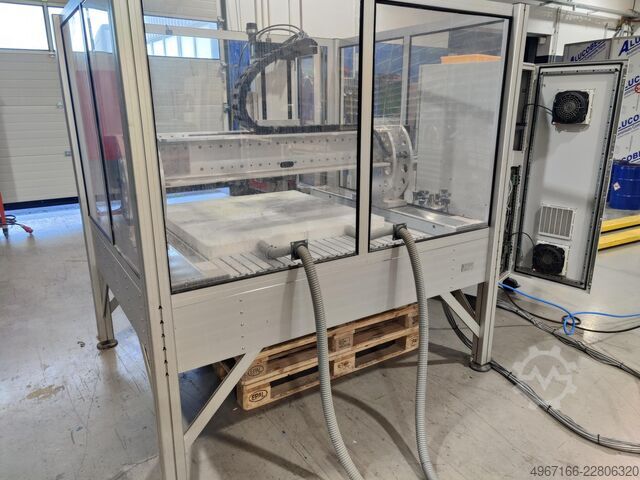 Milling machine vhf CAM 1010 Premium