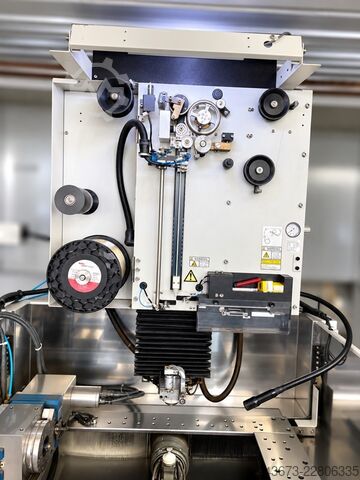 Mesin EDM kawat / EDM Fanuc ROBOCUT Alpha -1iD