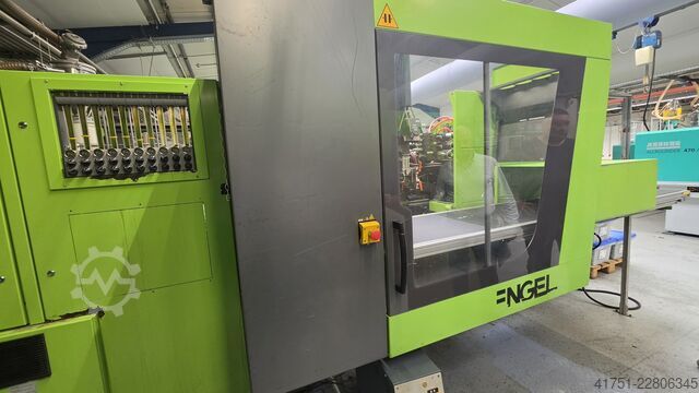 Máquina de moldagem por injeção ENGEL Victory 1050-220 spex
