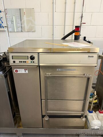 Mesin pencuci piring industri Miele IR 6002