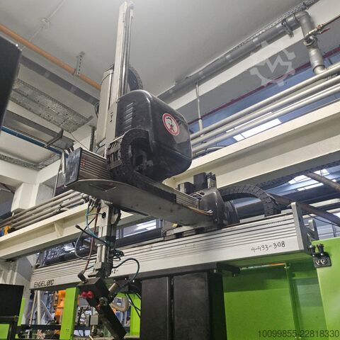 Vstřikovací stroj ENGEL VC650/150