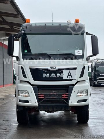 Standaard trekker MAN TGS 18.500 4x4 BLS / HYDRAULIK/NAVI/KLIMA
